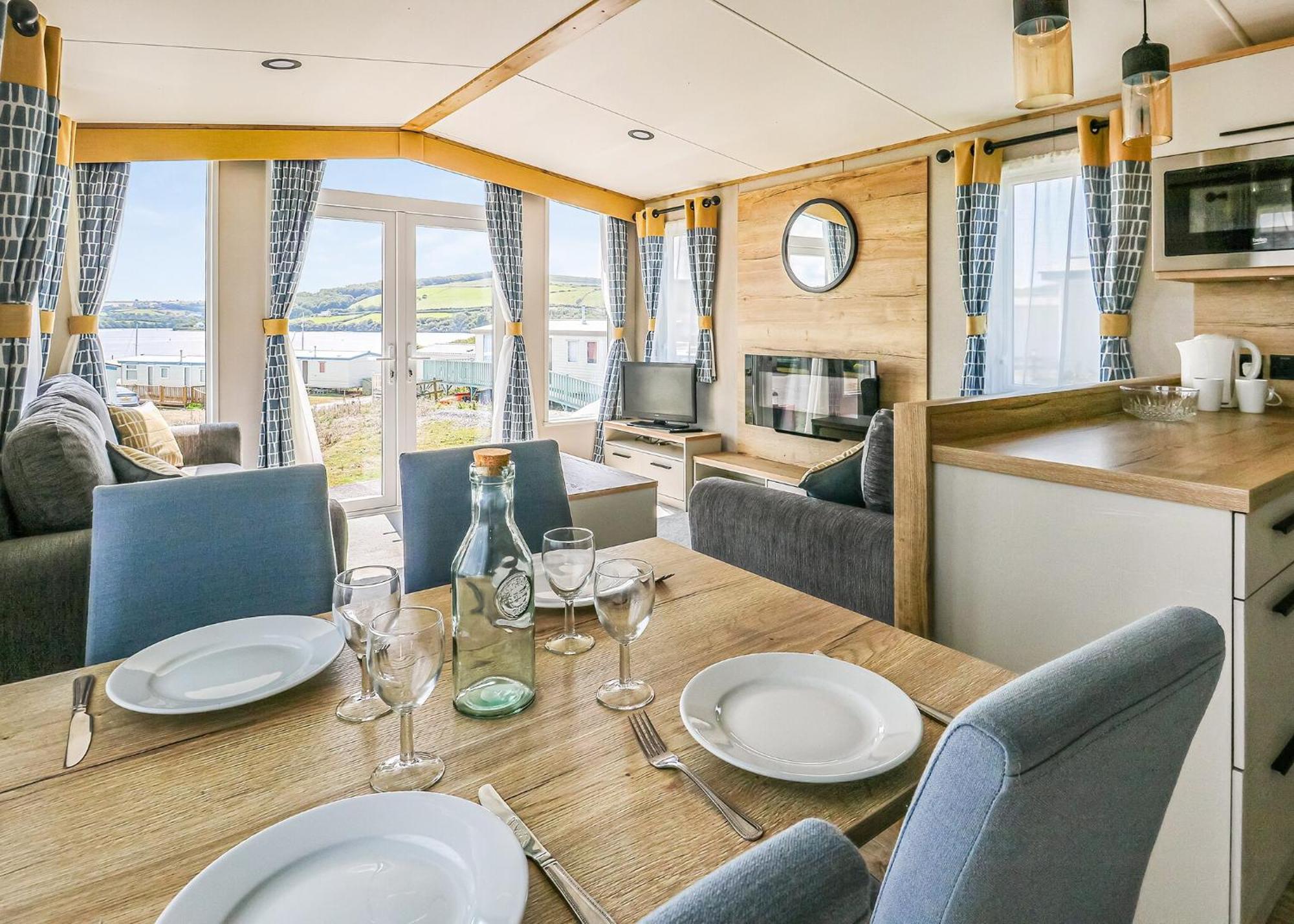 Hotel Waters Edge Leisure Park Cardigan Zewnętrze zdjęcie