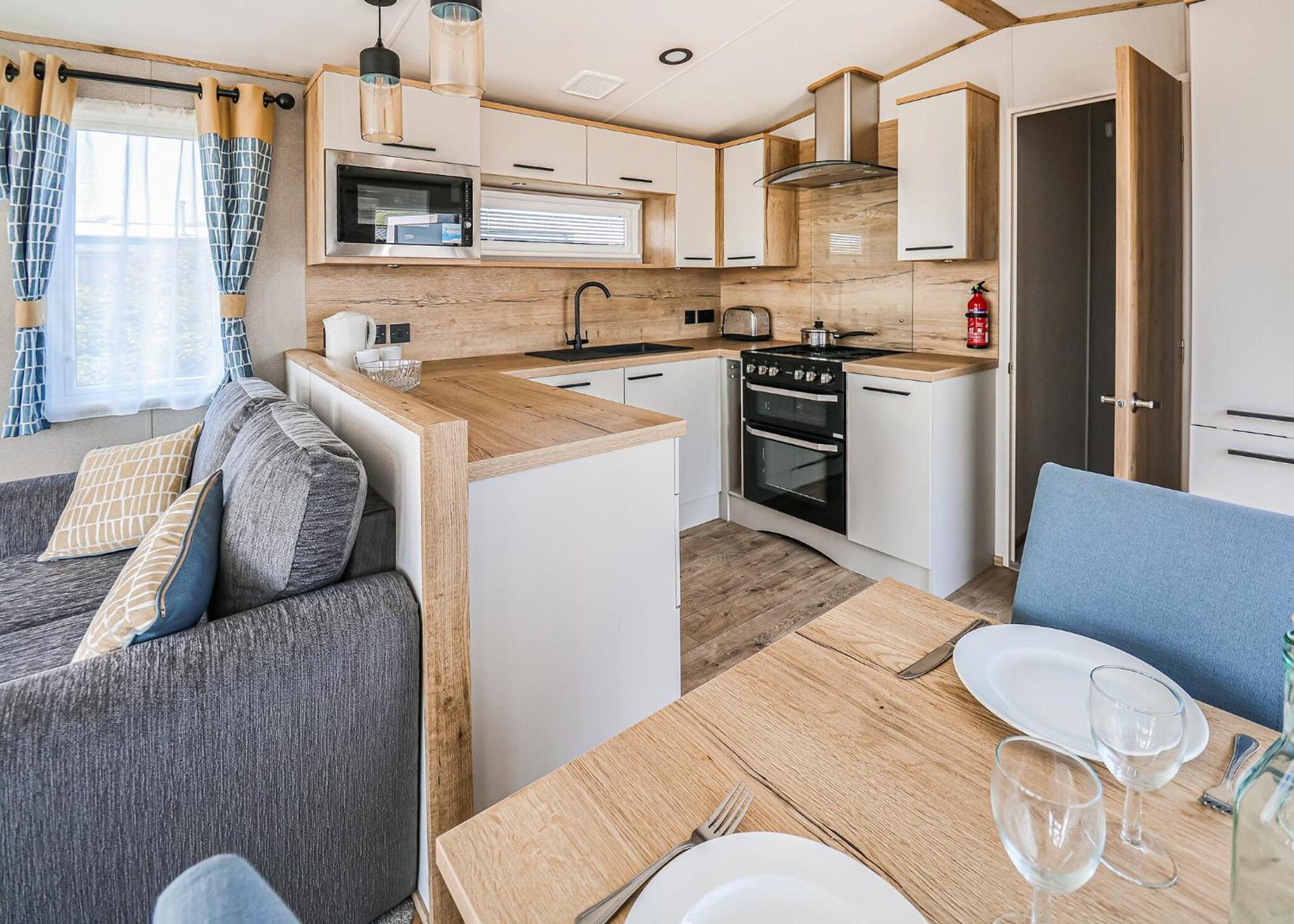 Hotel Waters Edge Leisure Park Cardigan Zewnętrze zdjęcie